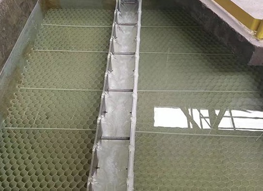 如何選購到性價比高的食品污水處理設(shè)備，專業(yè)廠商為您解答！02